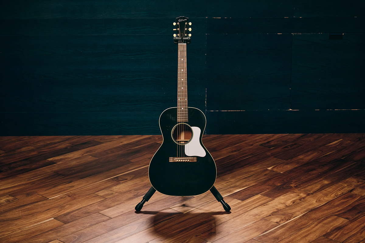 1933 L-00Light Aged Ebony