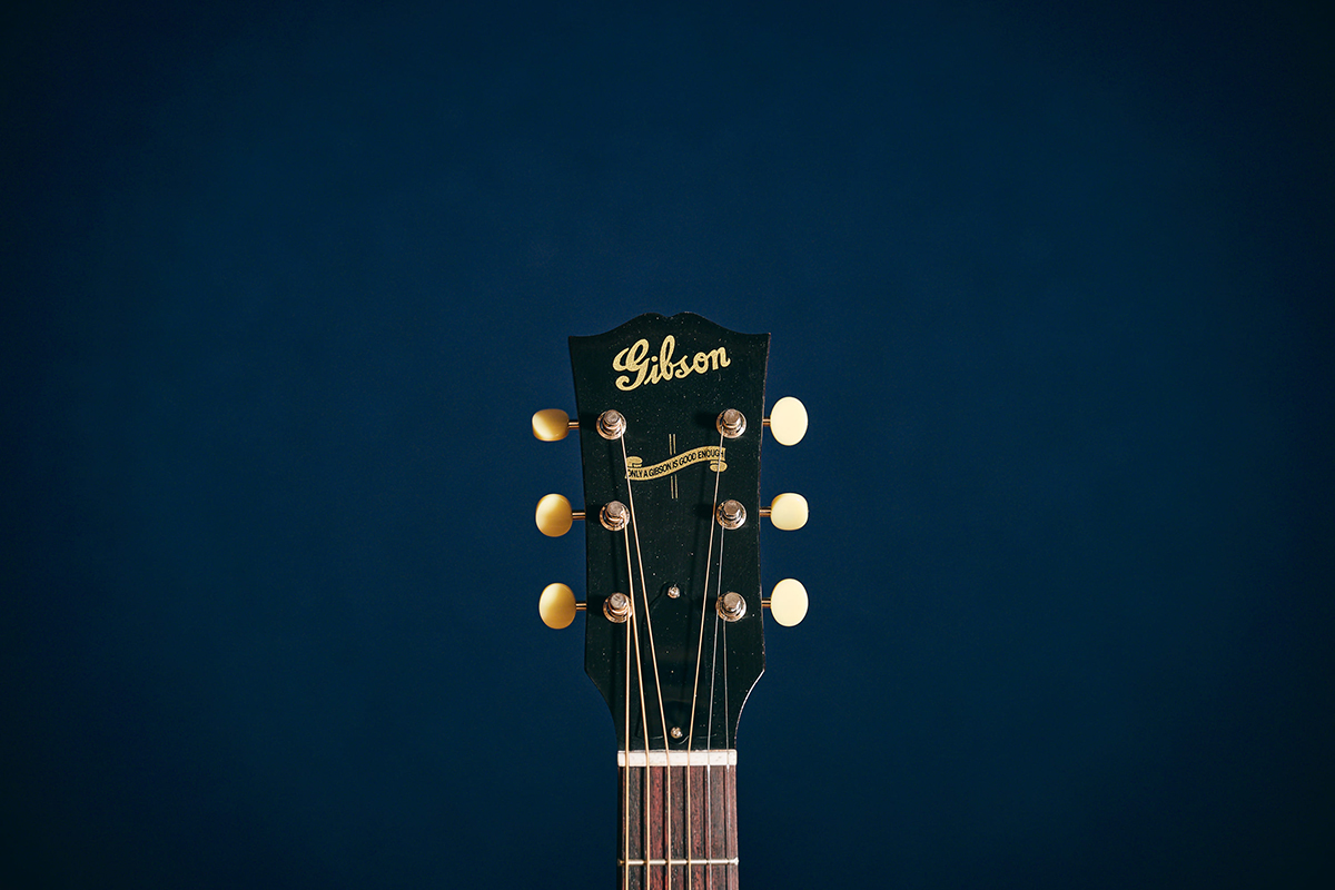 1942 Banner LG-2Vintage Sunburst