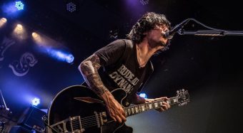 未来志向の発想により、次世代につながる音楽と楽器　生形真一氏とES-355
