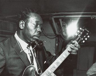 ギブソンからアメリカの伝説のブルースマン “スリム・ハーポ”のシグネチャーモデル『Slim Harpo “Lovell” ES-330』がリリース