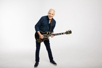 ギブソンから、英国のギター・レジェンド ピーター・フランプトンの カスタムショップ製『Peter Frampton “Phenix” Les Paul Custom VOS』がリリース