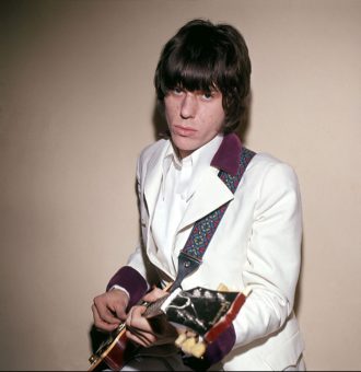 ギブソン・カスタムから、 故ジェフ・ベックをオマージュしたシグネチャー・モデル 『Jeff Beck “YardBurst” 1959 Les Paul Standard』がリリース