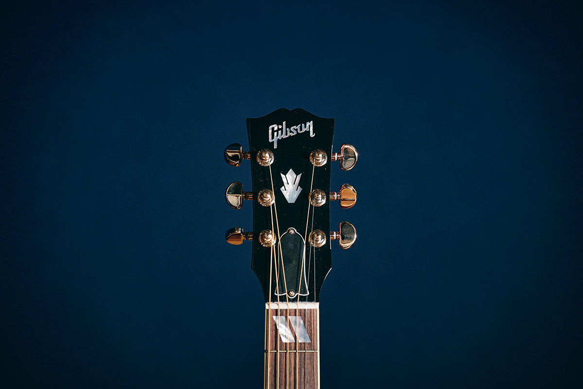 Hummingbird StandardVintage Cherry Sunburst
