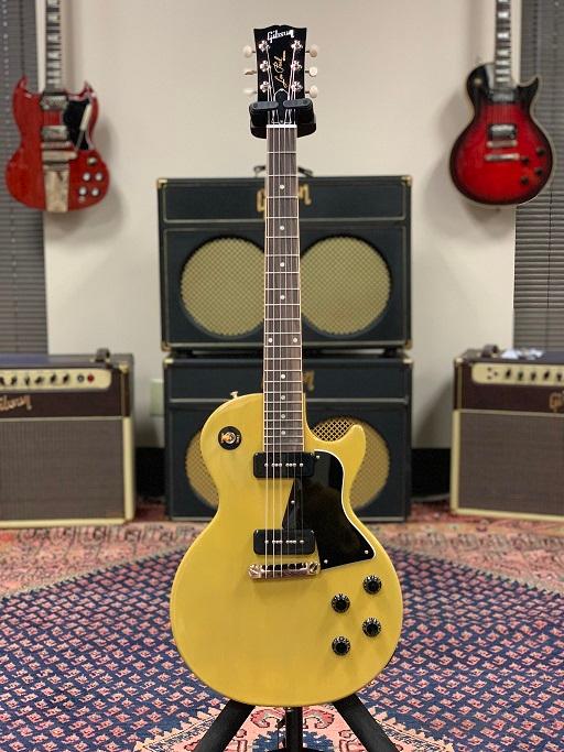 Les Paul Special in TV Yellow.