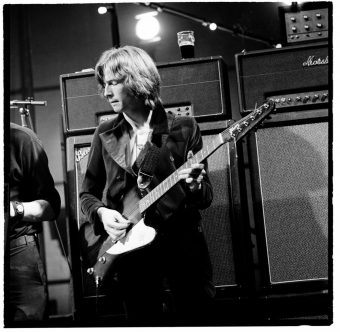 ギブソン・ブランズ、新製品“Eric Clapton 1964 Firebird I”のリリースを本邦初公開