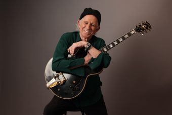 ギブソン・カスタムからキース・リチャーズのシグネチャーモデル 『Keith Richards 1960 ES-355 Collector’s Edition』がリリース
